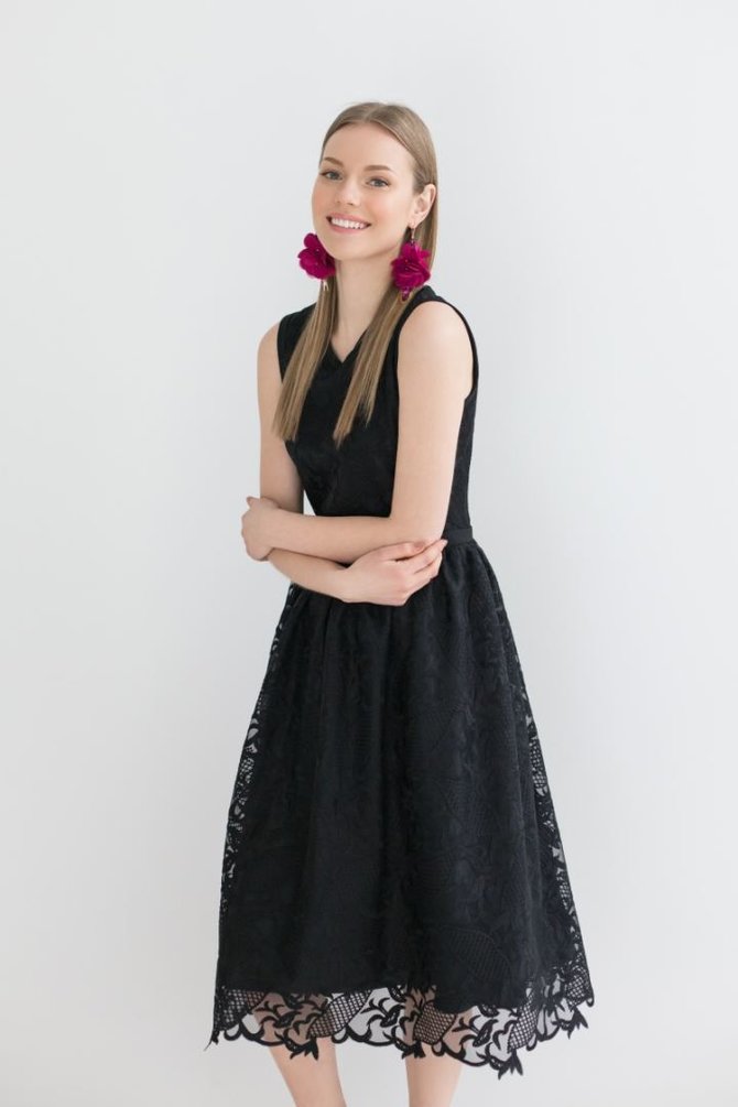 Monikos Gete nuotr./„Toma Accessories“ suknelių bei aksesuarų kolekcijos „Summer‘16“ modelis