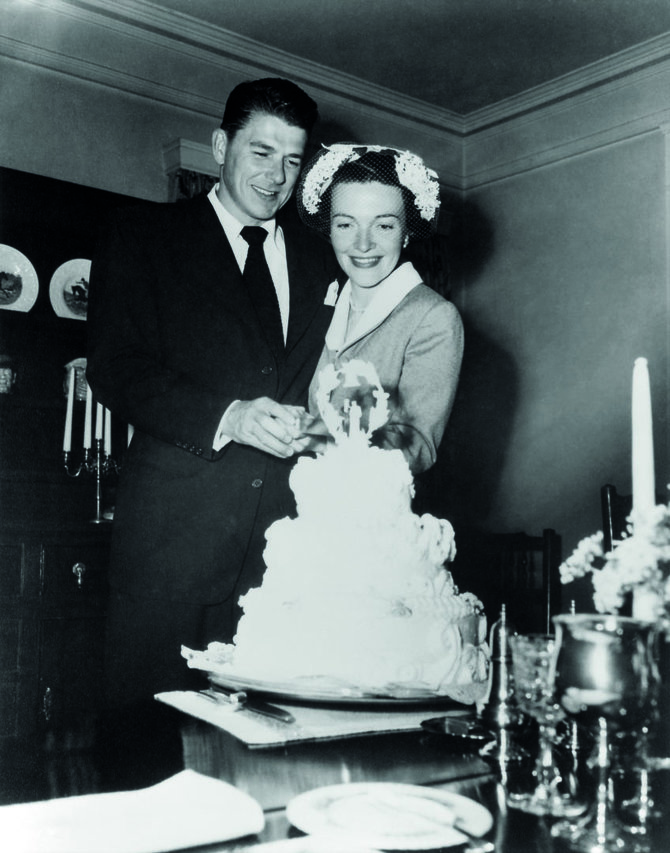 Vida Press nuotr./Nancy ir Ronado Reaganų vestuvės 1952 m. kovo 4 d.