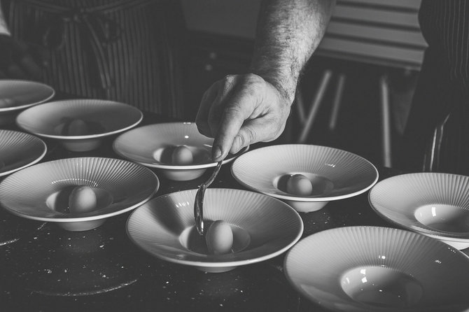 Martynos Jovaišaitės-Paukštės nuotr. /„Gastronomikoje“ ruošiamas maistas