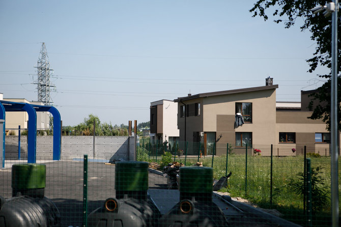 Eriko Ovčarenko / 15min nuotr./Automobilių plovykla Ringauduose