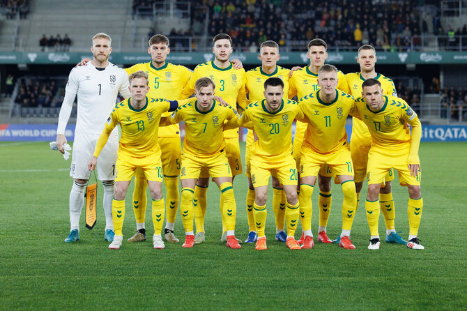 Eriko Ovčarenko / BNS nuotr./Lietuvos futbolo rinktinė