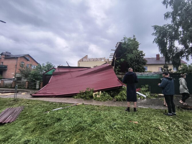 Eriko Ovčarenko / BNS nuotr./Kaune praūžė audra