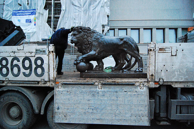 Artūro Užgalio nuotr./Liūtų skulptūros