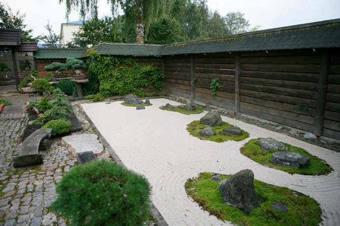 Eriko Ovčarenko / 15min nuotr./Bonsai oazė Kęstučio Ptakausko namuose