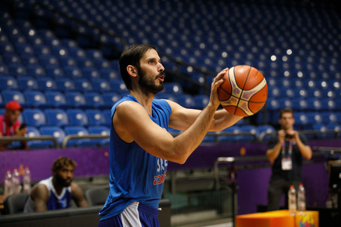 Eriko Ovčarenko / 15min nuotr./Omri Casspi