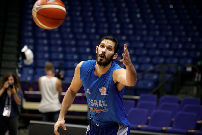 Eriko Ovčarenko / 15min nuotr./Omri Casspi