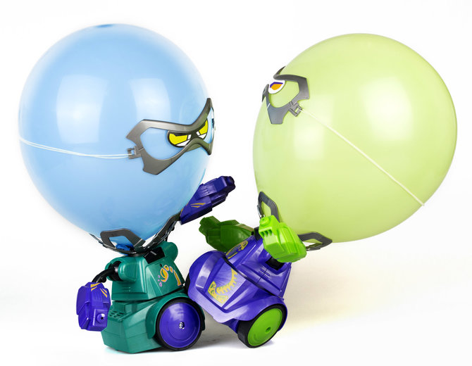 Projekto partnerių nuotr./Robotai-balionai „Silverlit“