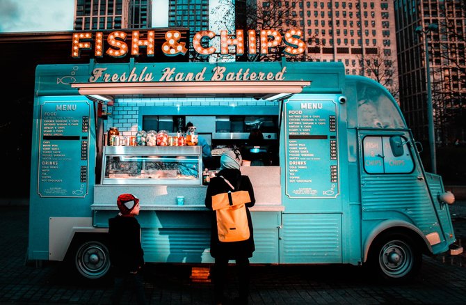 Joanos Godinho / Unsplash nuotr./Bulvytės ir žuvis Londone