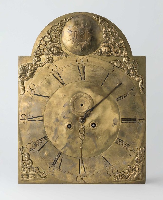 LNM nuotr./Spintinio laikrodžio, pagaminto Mykolo Jono Jurkevičiaus Vilniuje XVIII a. pab. - XIX a. pr., ciferblatas