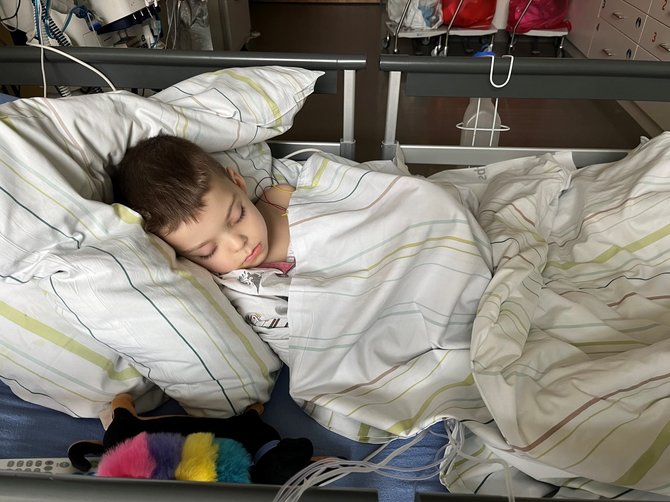Asmeninė nuotr./Onkologine liga susirgęs šešiametis operuotas Vokietijoje