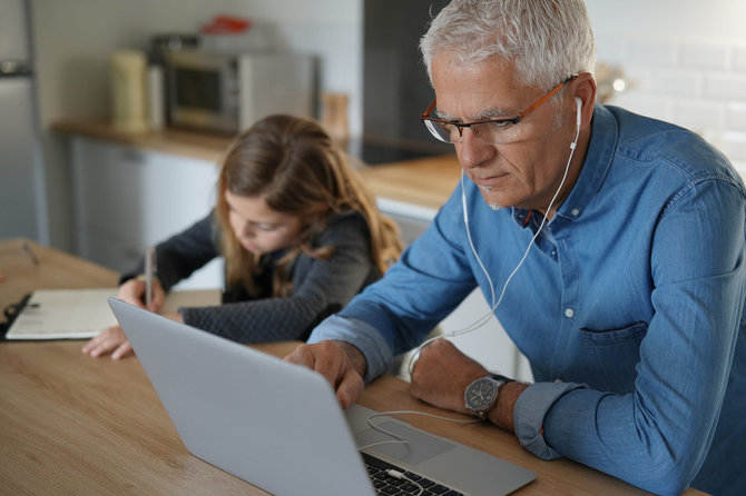 Shutterstock nuotr./Vaiko mentoriumi gali tapti ne tik tėvai