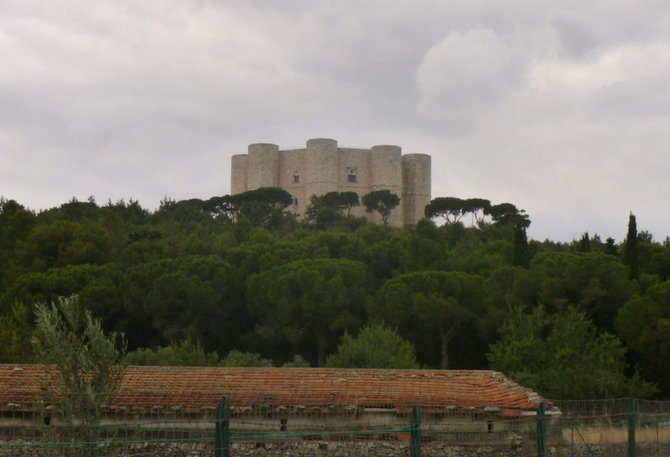 Castel del Monte (Kalno pilis)
