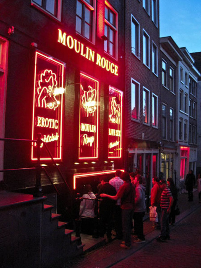 Raudonųjų žibintų kvartalas Amsterdame
