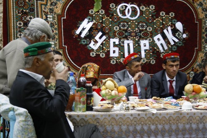 Ž.Necejauskaitės nuotr./Tadžikiškos vestuvės