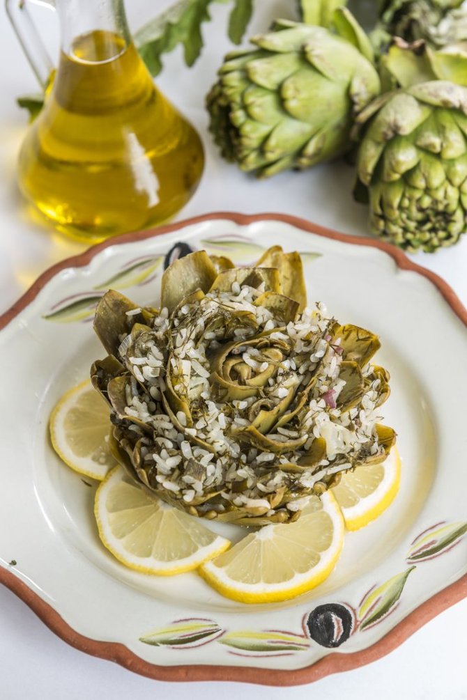 Sardinijos virtuvei būdinga daržovė – artišokas