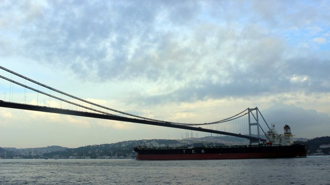 Asmeninės nuotr./Bene žymiausias Stambulo objektas – Bosforo tiltas.