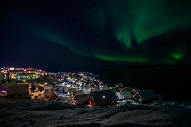 123rf.com nuotr./Šiaurės pašvaistė virš Nuko, Grenlandijoje