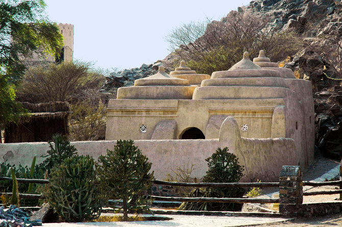 Wikimedia.org nuotr./Al Badiyah mečetė Fudžeiroje