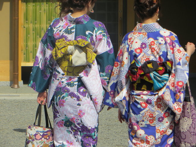 Asmeninės nuotr./Japonės, vilkinčios kimono