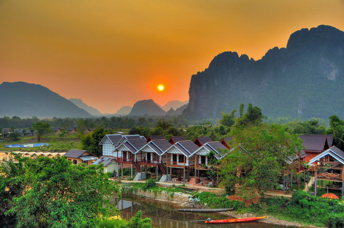 Laostourism.org/Vang Vieng