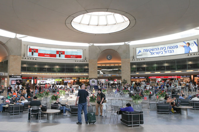 123rf.com nuotr. / Ben Guriono tarptautiniame oro uoste
