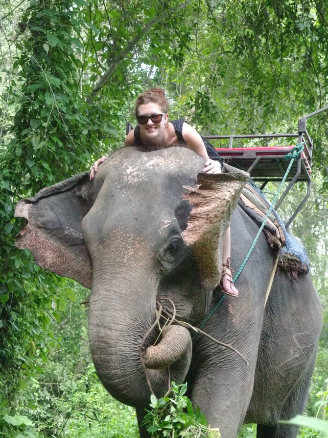 Asmeninė nuotr./Turistams pramogos su drambliais – vienos laukiamiausių