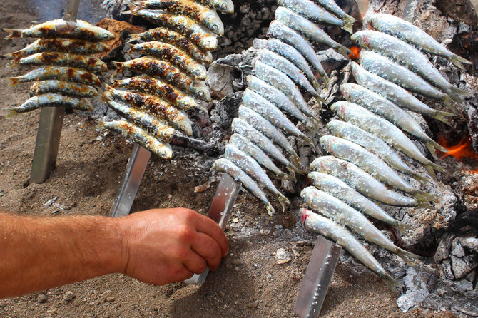 Fotolia nuotr./Kepamos sardinės
