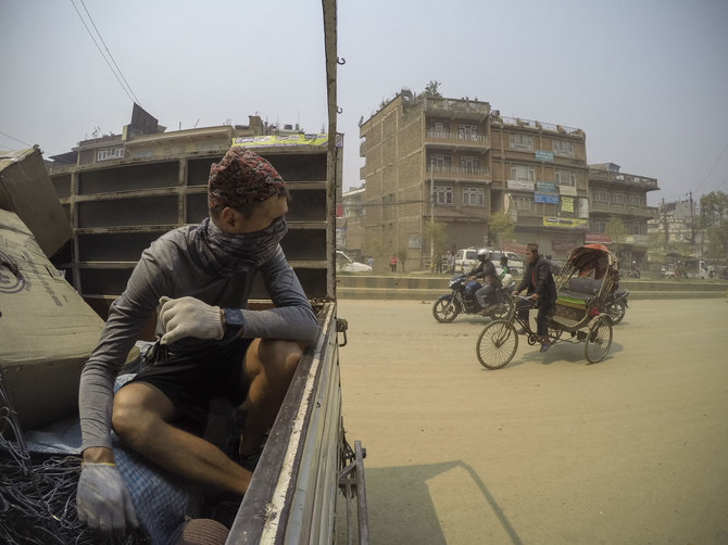 „Gipsy Tears“ nuotr./Katmandu dulkių debesys