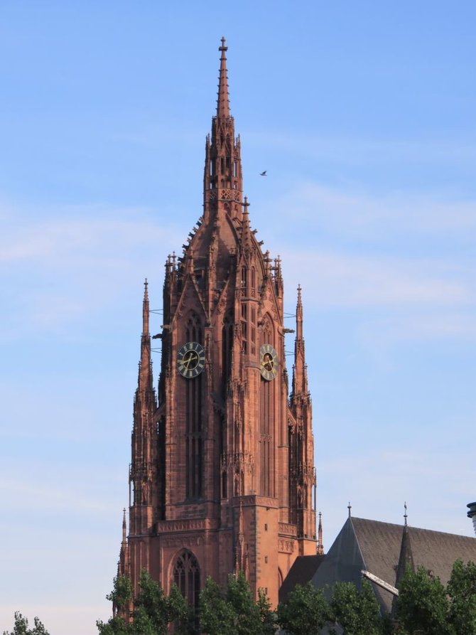 Saulės Paltanavičiūtės nuotr./Frankfurto katedra, arba Šv. Bartalomėjaus katedra
