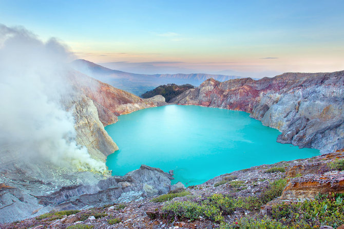 Shutterstock.com/Kawah Ijen ežeras