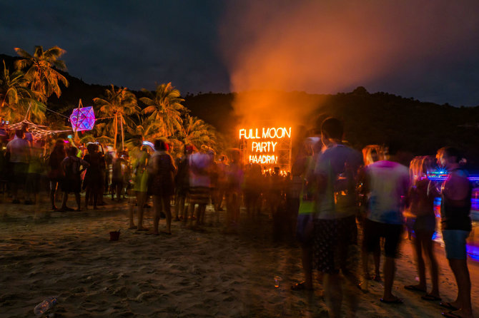 123rf.com/„Full Moon Party“ yra vienas žinomiausių festivalių Tailande