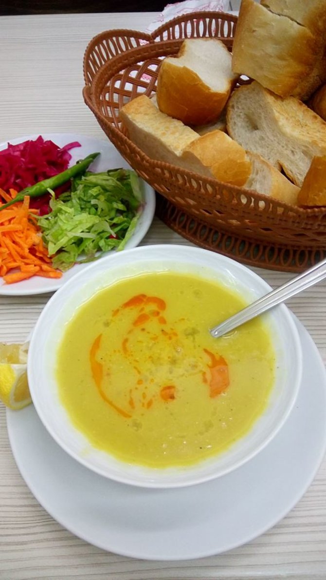 Autorės nuotr./„Mercemek“ – tradicinė lęšių sriuba