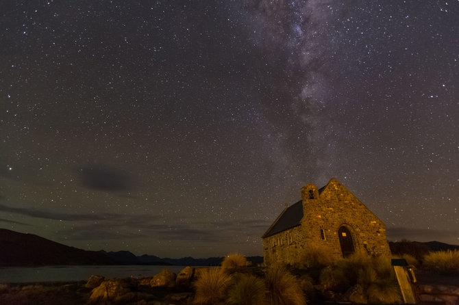 123rf.com/Žvaigždėtas naktinis dangus prie Tekapo ežero Naujojoje Zelandijoje