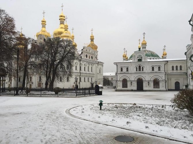 Manto Bertulio nuotr./Keliauti po Kijevą net labiau rekomenduotina žiemą, kad dar ryškiau matytųsi paauksuoti cerkvių bokštai