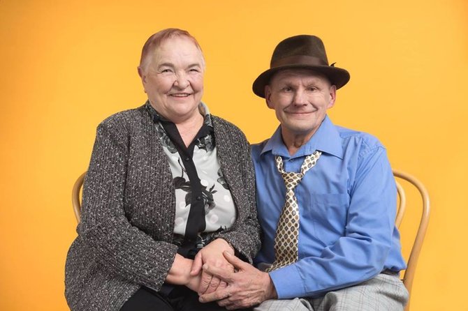 „Senučiukai“/„Facebook“ nuotr./Pora. Svėdasų senelių namų gyventojai, įamžinti „Help Portrait Lithuania“ fotografų 