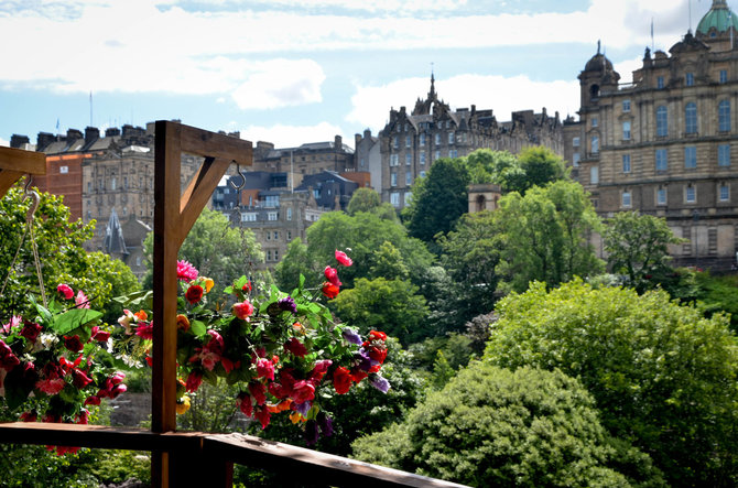 Beatričės Bankauskaitės nuotr./Žydintys Edinburgo sodai