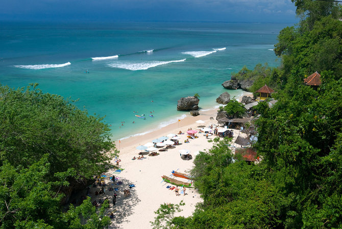 Shutterstock.com/Padang Padang paplūdimys