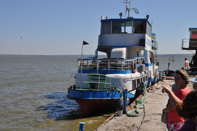 Asmeninė nuotr./Su tokiu laivu plaukėme Dniestro deltoje 