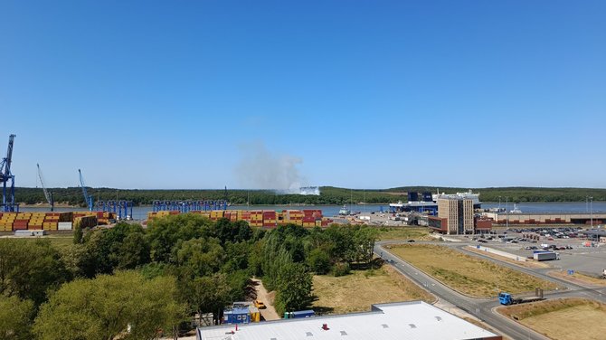 15min skaitytojo nuotr./Dūmai Smiltynėje