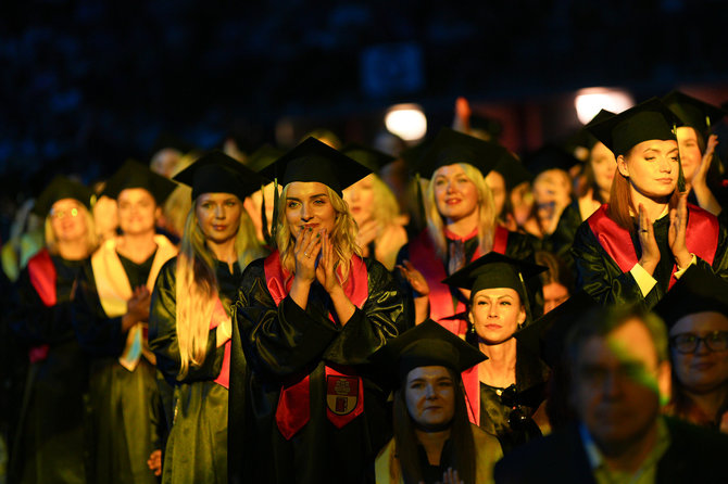 KU nuotr./Klaipėdos universiteto absolventai