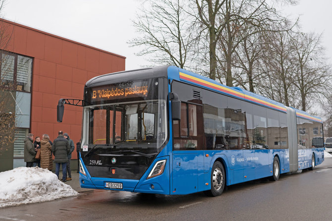 Bendrovės nuotr./Į Klaipėdos gatvės išriedėjo 13 naujų autobusų