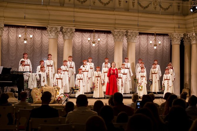 Organizatorių nuotr./Kyjivo Holosiivskio rajono vaikų ir jaunimo kūrybos namų vaikų choras „Lastivka“