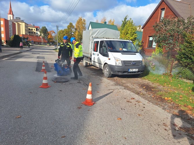 Kretingos raj. savivaldybės nuotr./Kretingoje tikrinamos nuotekų sistemos