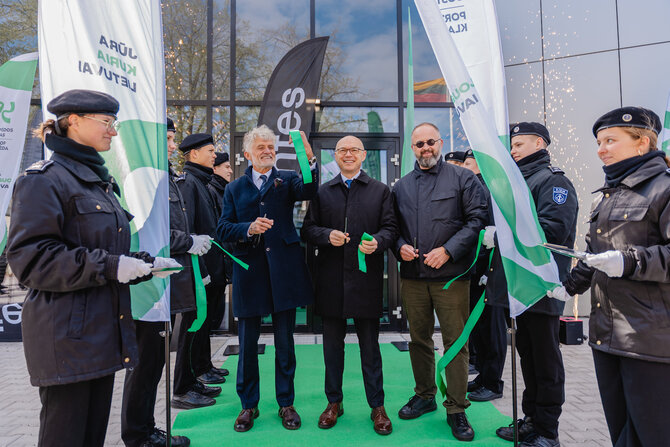 Klaipėdos uosto direkcijos nuotr./Klaipėdos laivyno bazės atidarymo šventė