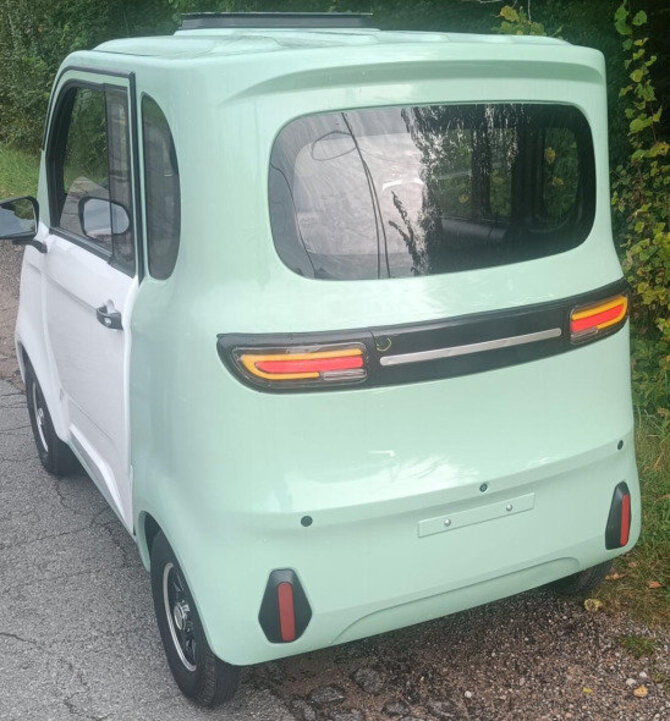 Asociatyvinė nuotr./Mini automobiliukas