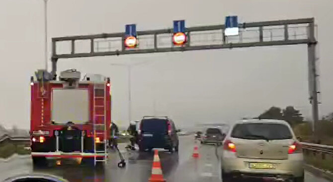 Facebook grupės „Klaipėdos reidai II“ nuotr./Avarija automagistralėje