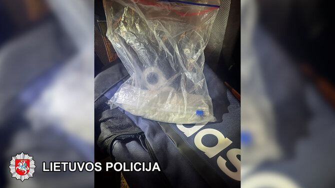 Klaipėdos apskrities VPK nuotr./Automobiliu vežtos narkotinės medžiagos
