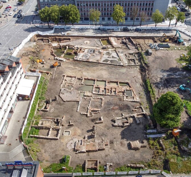 R.Kraniausko nuotr./Archeologiniai tyrimai Atgimimo aikštėje, Klaipėdoje.