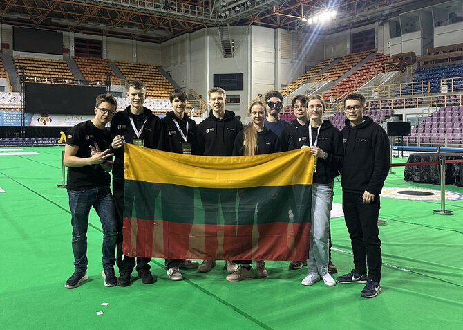 KU nuotr./Robotų varžybos Graikijoje