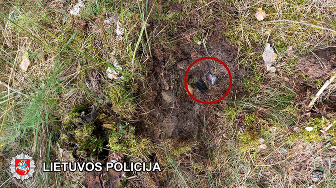 Klaipėdos apskrities VPK nuotr./Narkotikai buvo slepiami įvairiose Lietuvos vietose